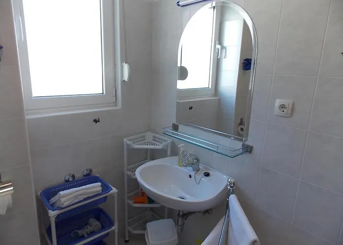 Apartmenthouse Apartment *