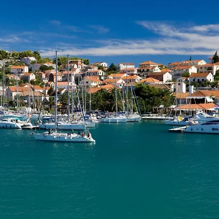 Apartmenthouse * Trogir