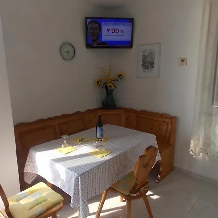 Διαμέρισμα Apartmenthouse Τρογκίρ